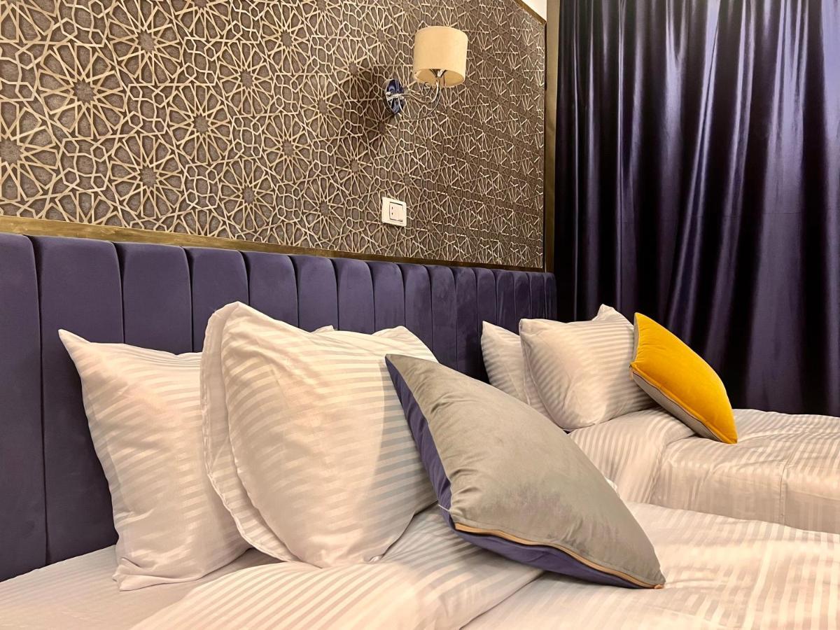Grand Pyramids Inn Kafrat al Jabal Exterior photo