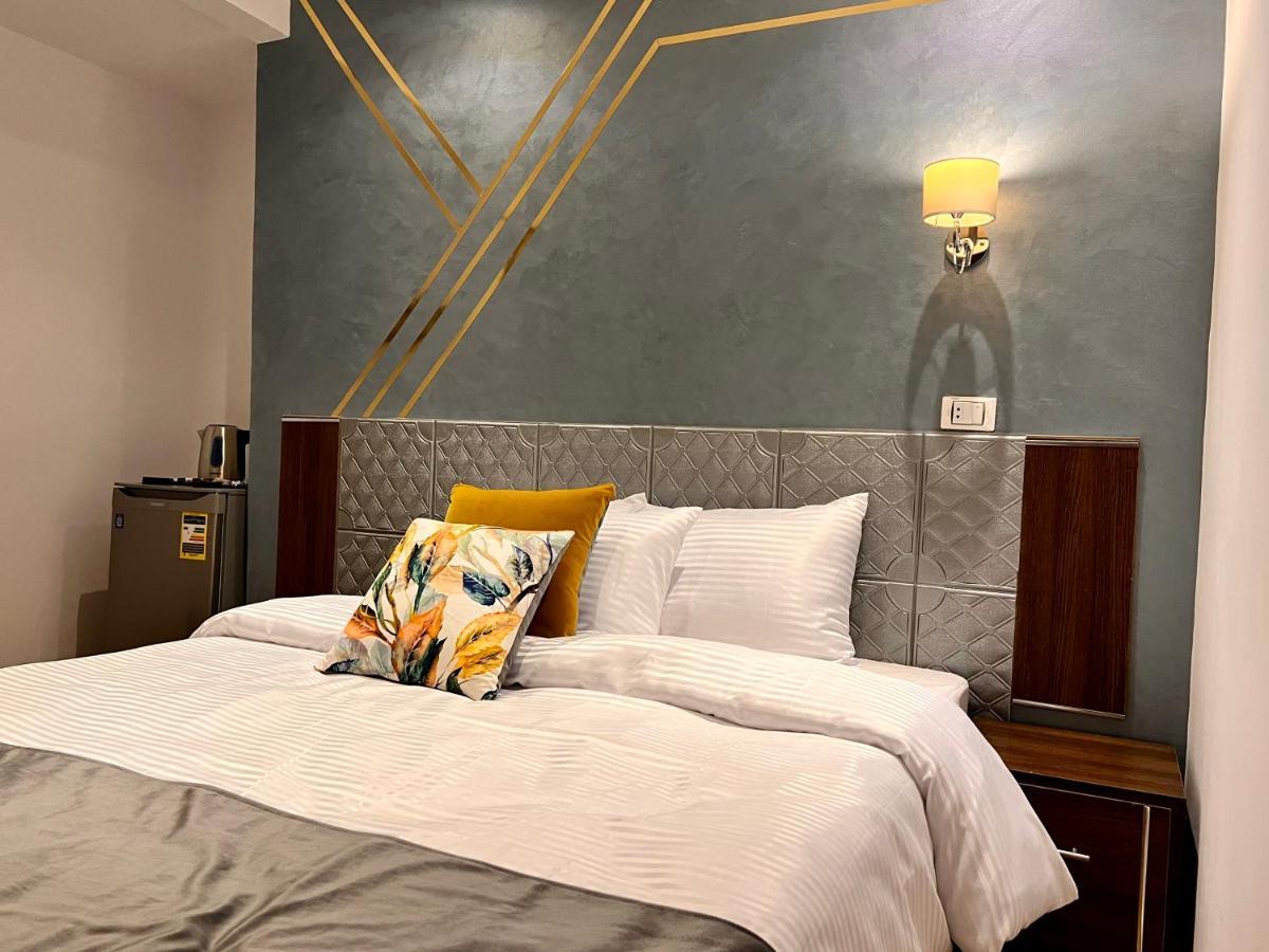 Grand Pyramids Inn Kafrat al Jabal Exterior photo