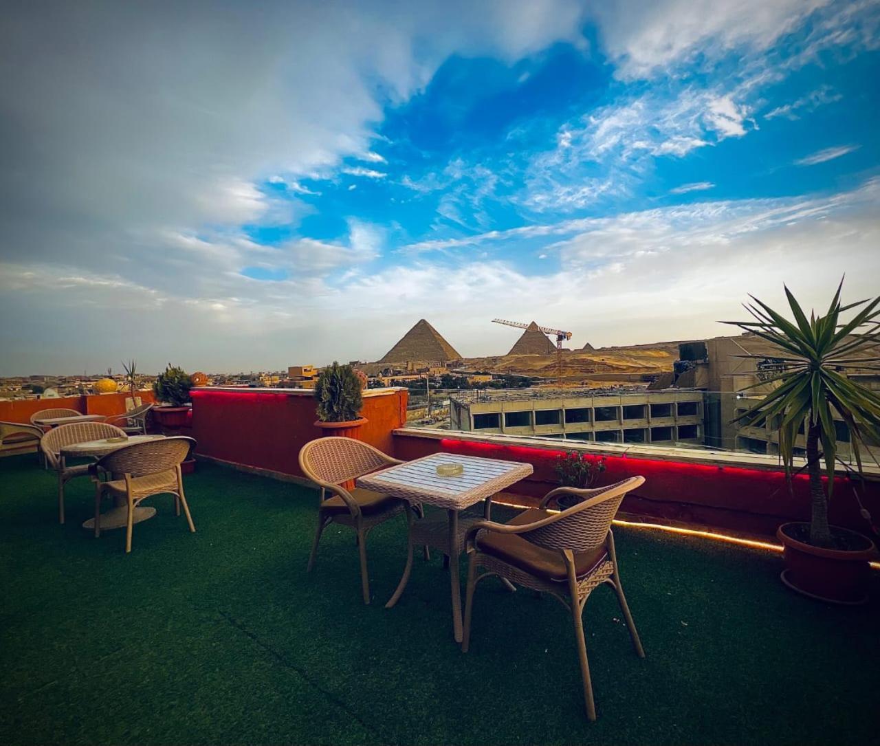 Grand Pyramids Inn Kafrat al Jabal Exterior photo